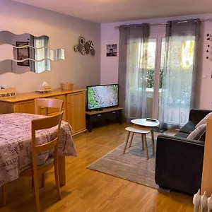 https://appartement-central-luchon-t3-ideal-curistes.midi-pyreneeshotels.com