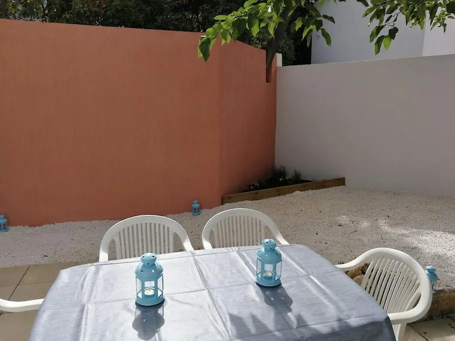 Villa Au Calme Avec Exterieur Et Parking Gratuit Aux Portes D'Aix Et Marseille Emplacement Ideal 0*,