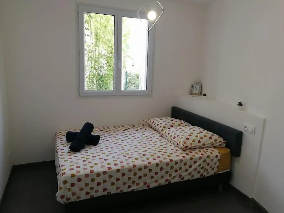 Villa Au Calme Avec Exterieur Et Parking Gratuit Aux Portes D'Aix Et Marseille Emplacement Ideal 0*,